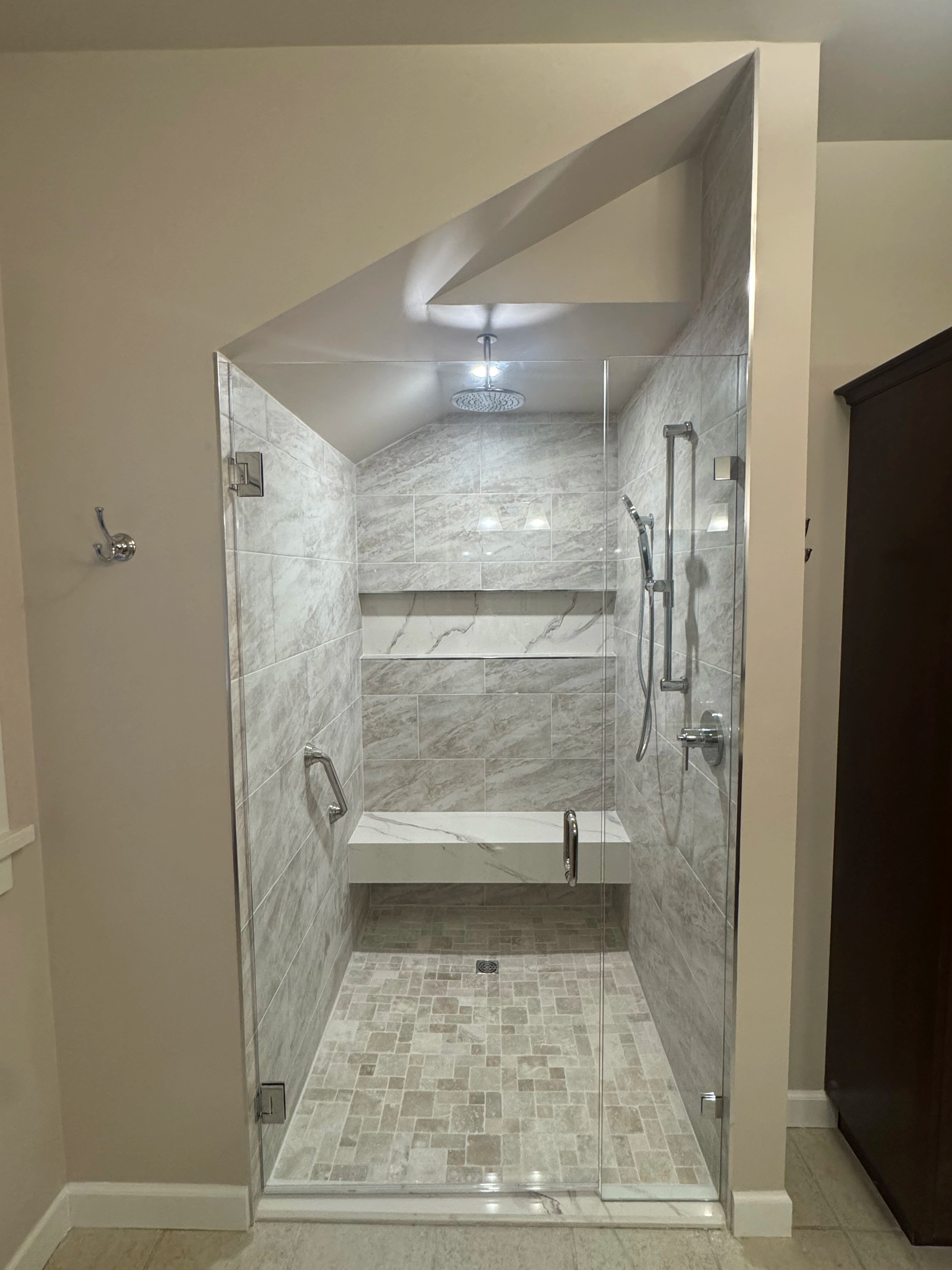 Framed Bathroom Renovation project image 3